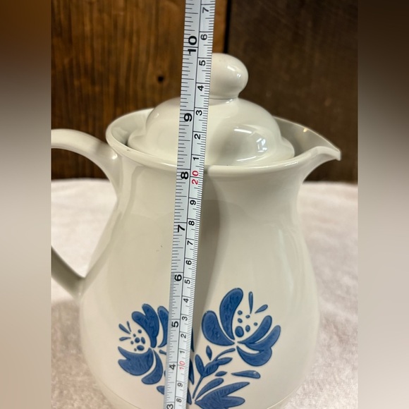 Pfaltzgraff Yorktowne Vacuum Carafe Insulated Hot Cold Beverage Server Pitcher - Picture 10 of 11